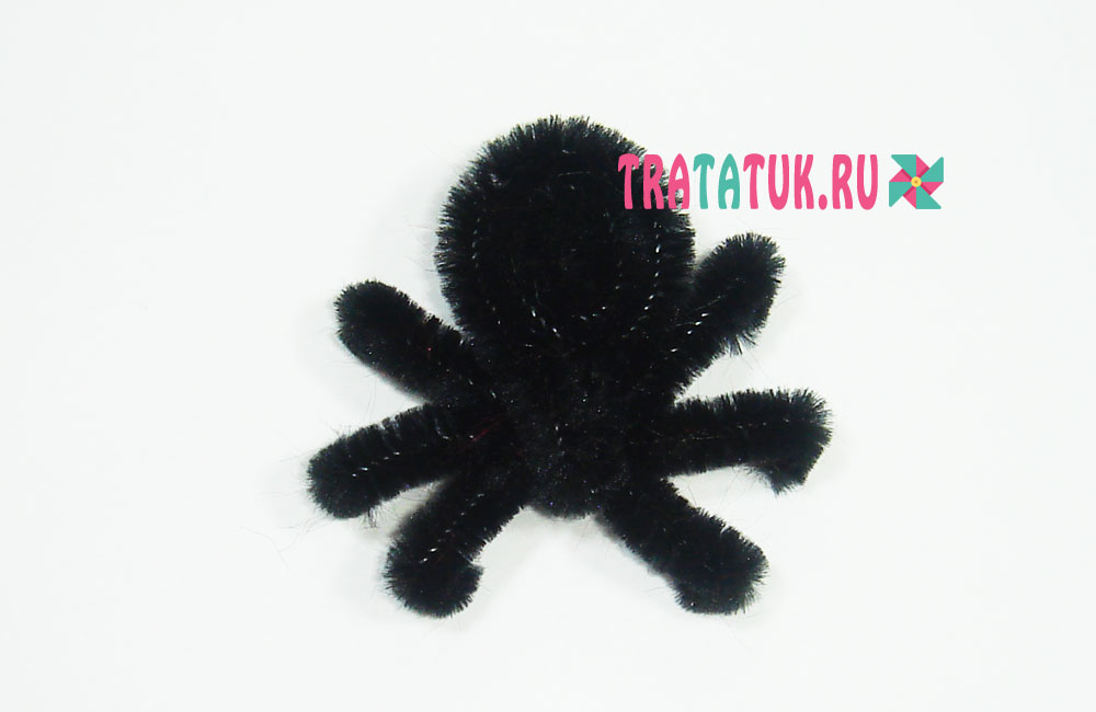 Божья коровка из синельной проволоки
